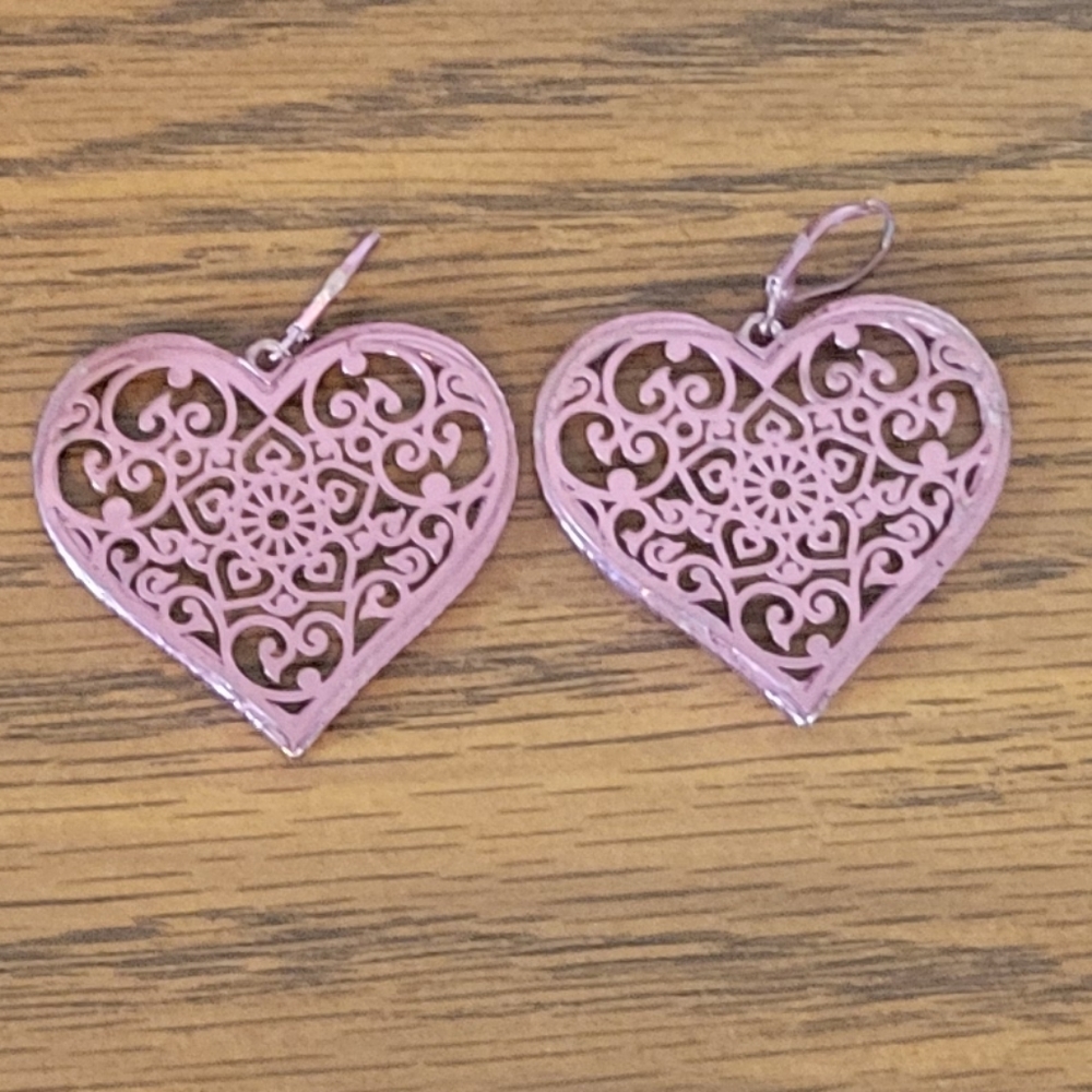 Betsey Johnson pretty in pink vintage rhinestone heart earrings. - Picture 2 of 2